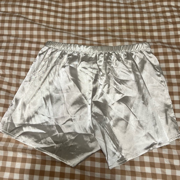 Satin bride pajamas - Picture 6 of 6